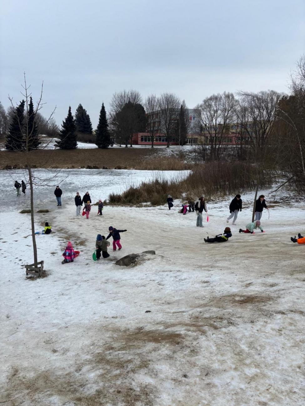 Zimní radovánky 1.B a 9.B