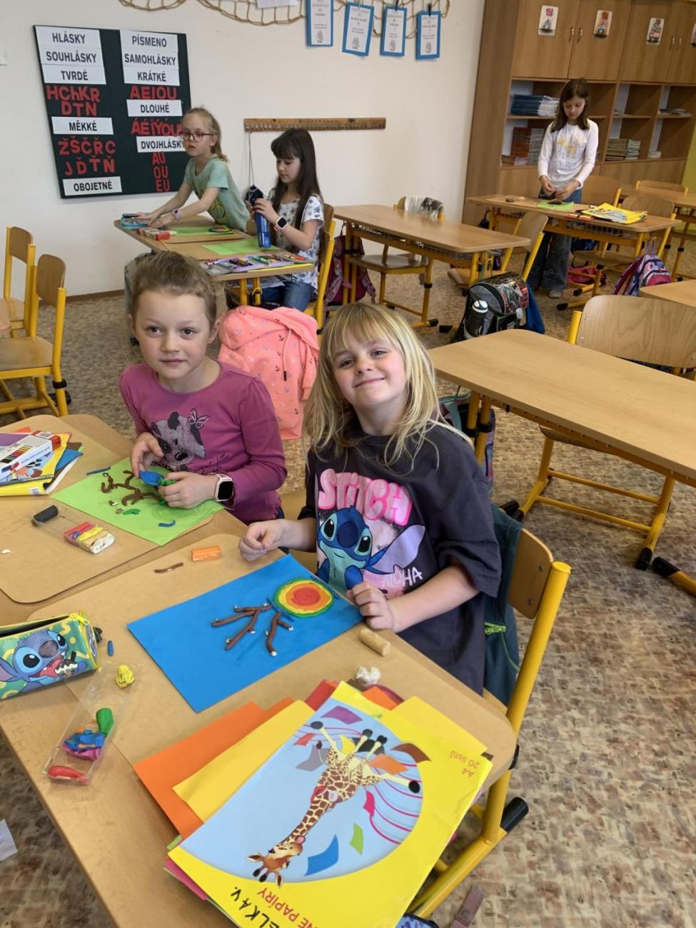 PKČ - práce s plastelínou  2.B