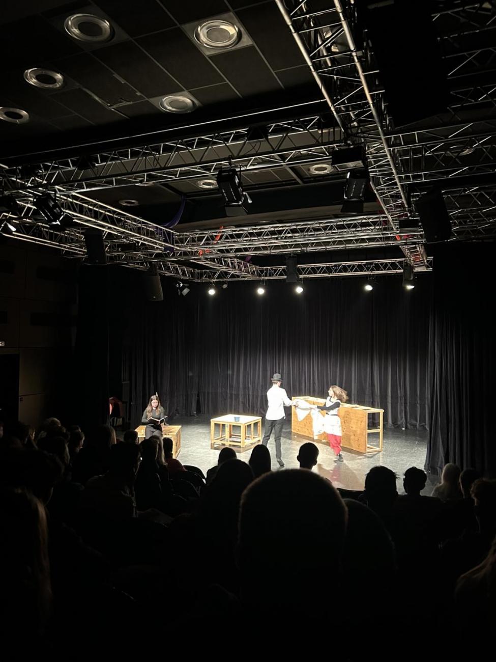 Divadelní představení v němčině