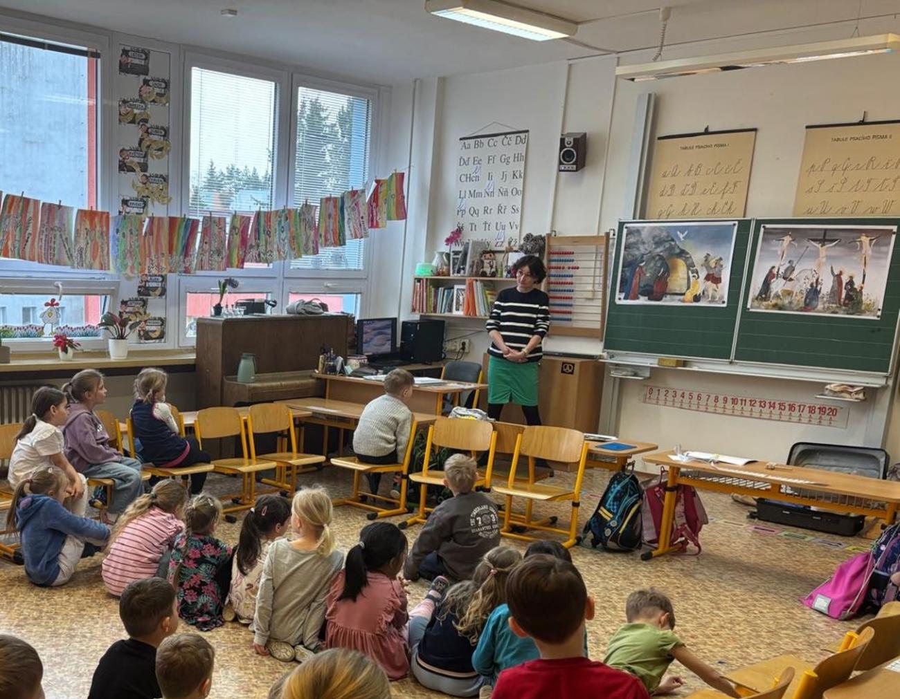 Velikonoční program s paní Pitrovou z Oblastní galerie Vysočiny  1.B