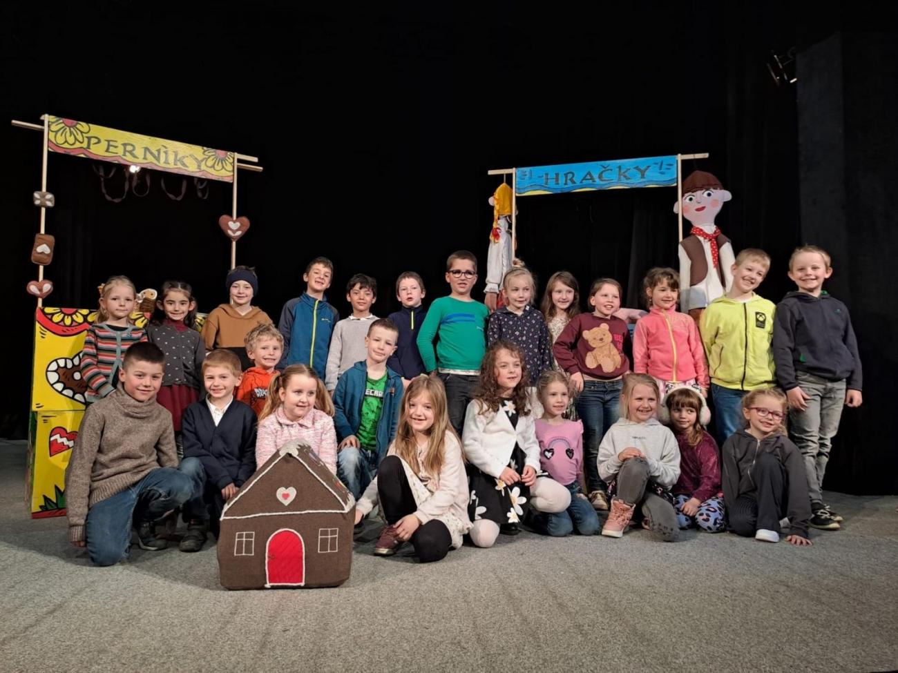 Prvňáčci v Divadle Na Kopečku