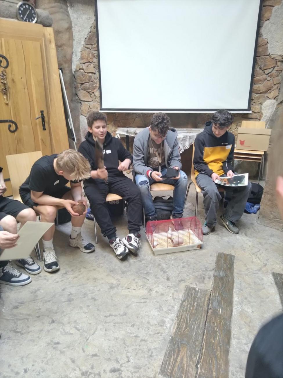 Zoo Jihlava - Program "Život savců" 8.B