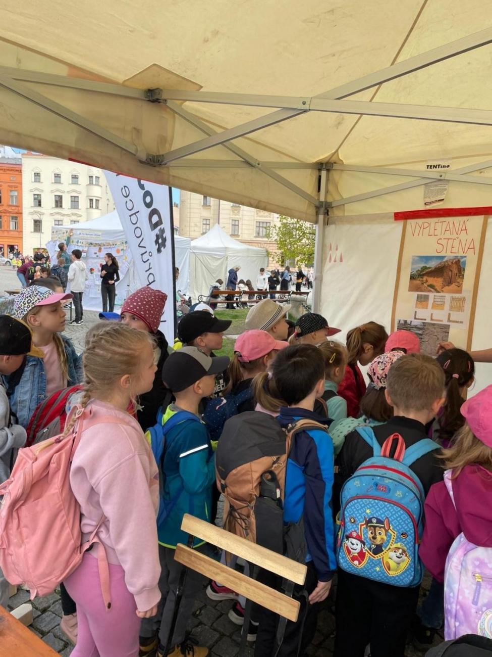 Den Země  1.B a 1.C