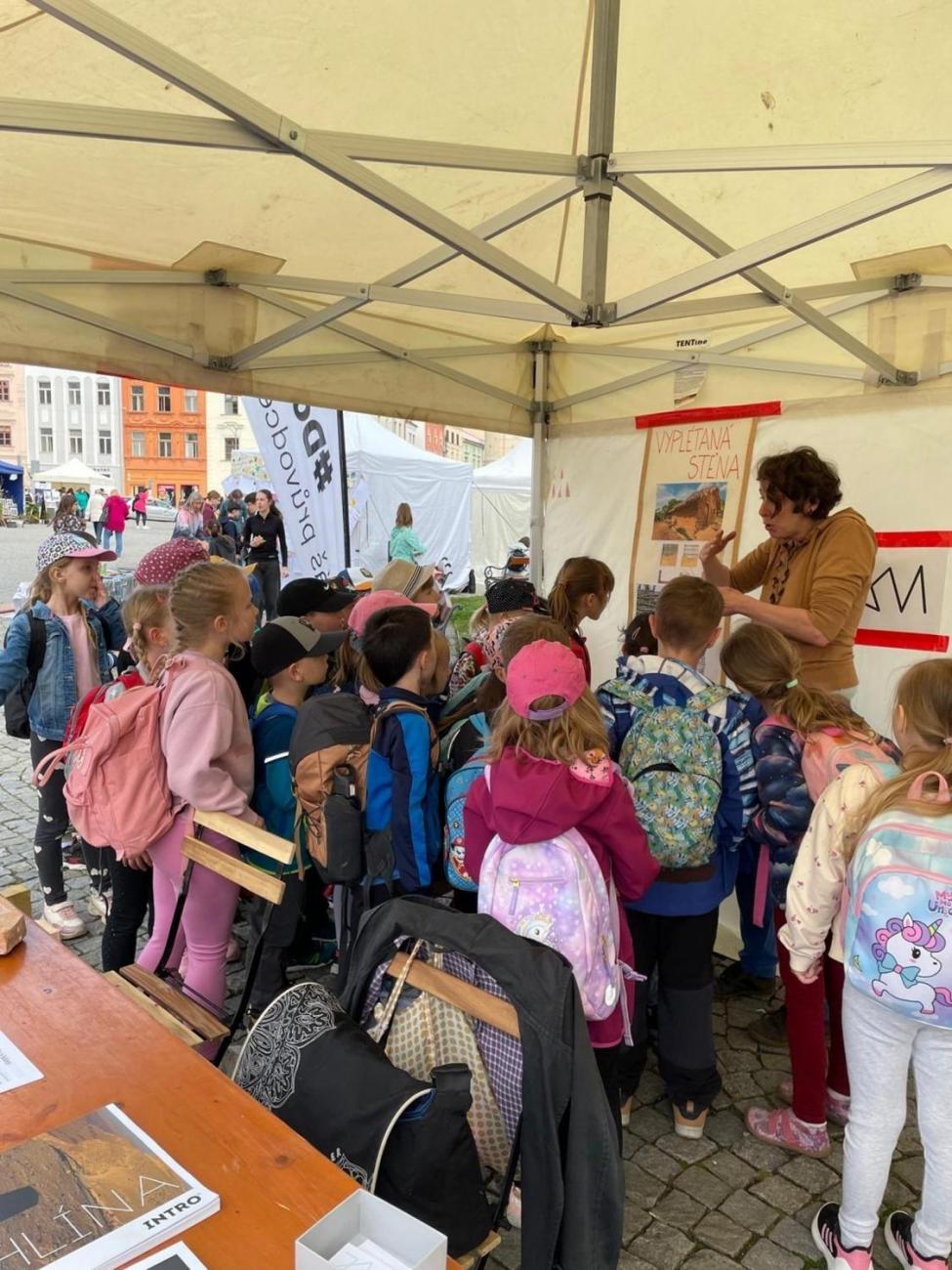 Den Země  1.B a 1.C