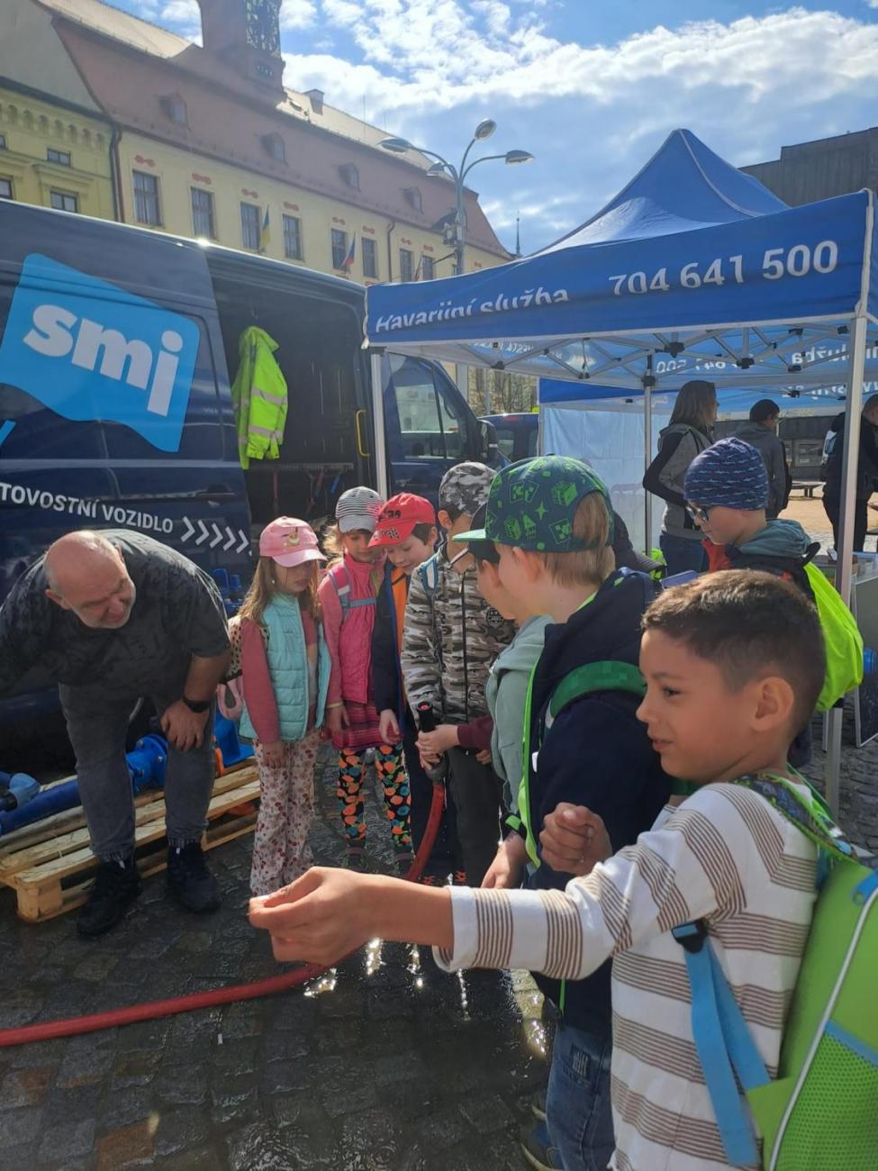 Den Země  1.B a 1.C