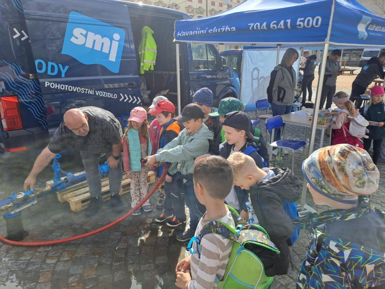 Den Země  1.B a 1.C