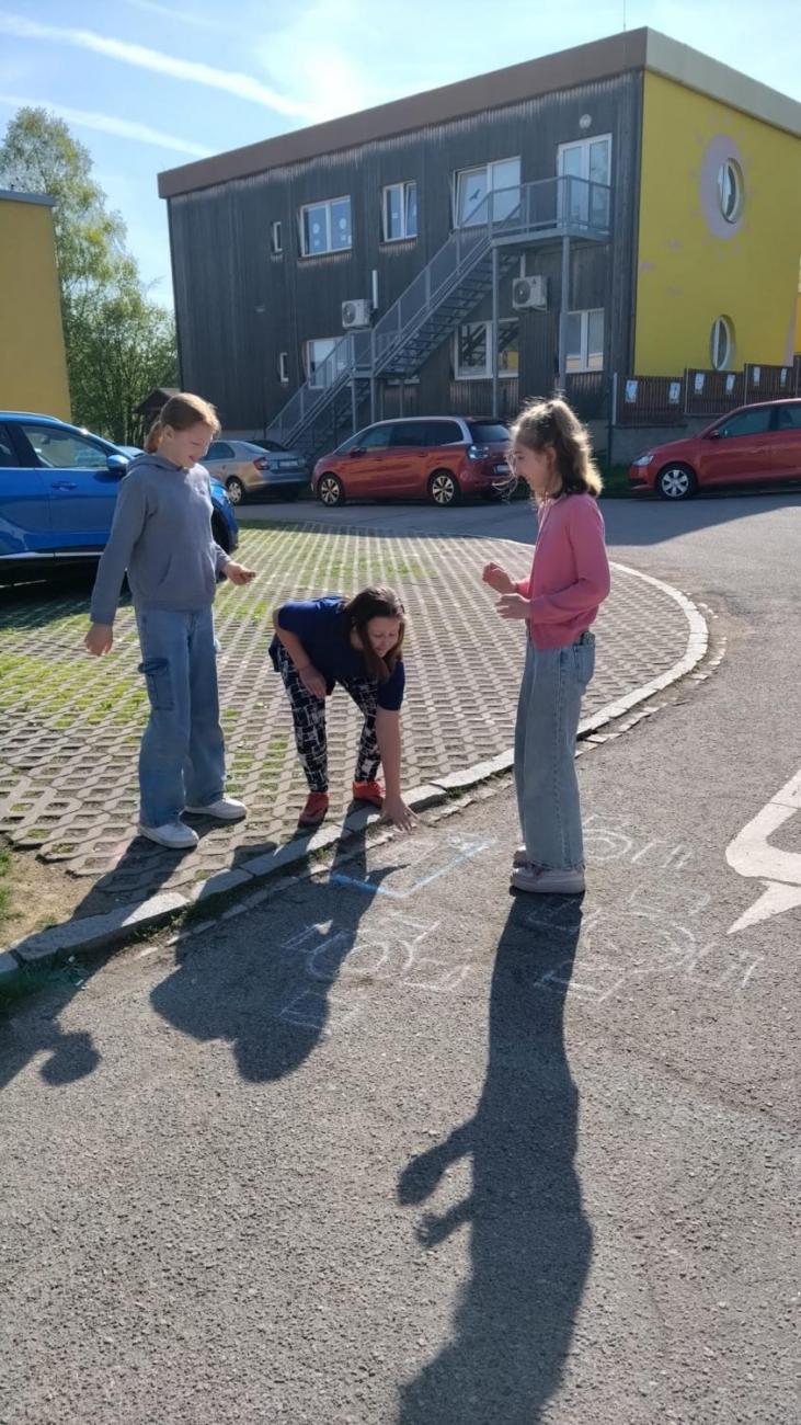 Unit 5 Project - Get out fun   6. ročník