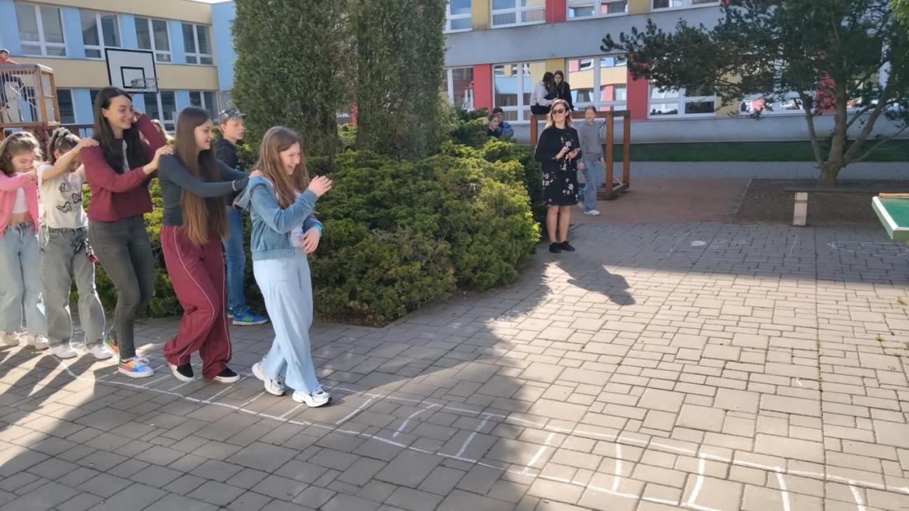 Unit 5 Project - Get out fun   6. ročník