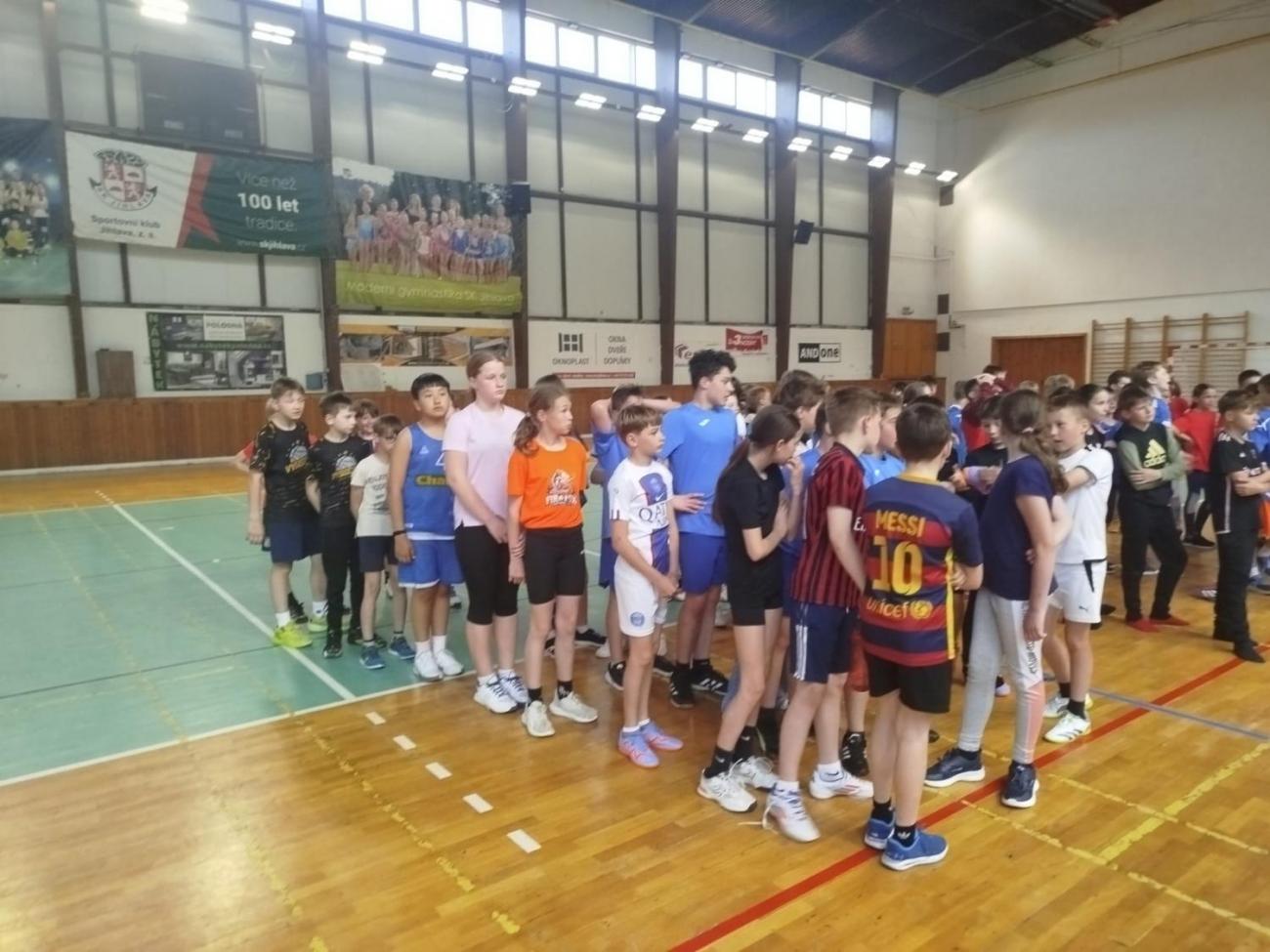 Okresní kolo ve vybíjené