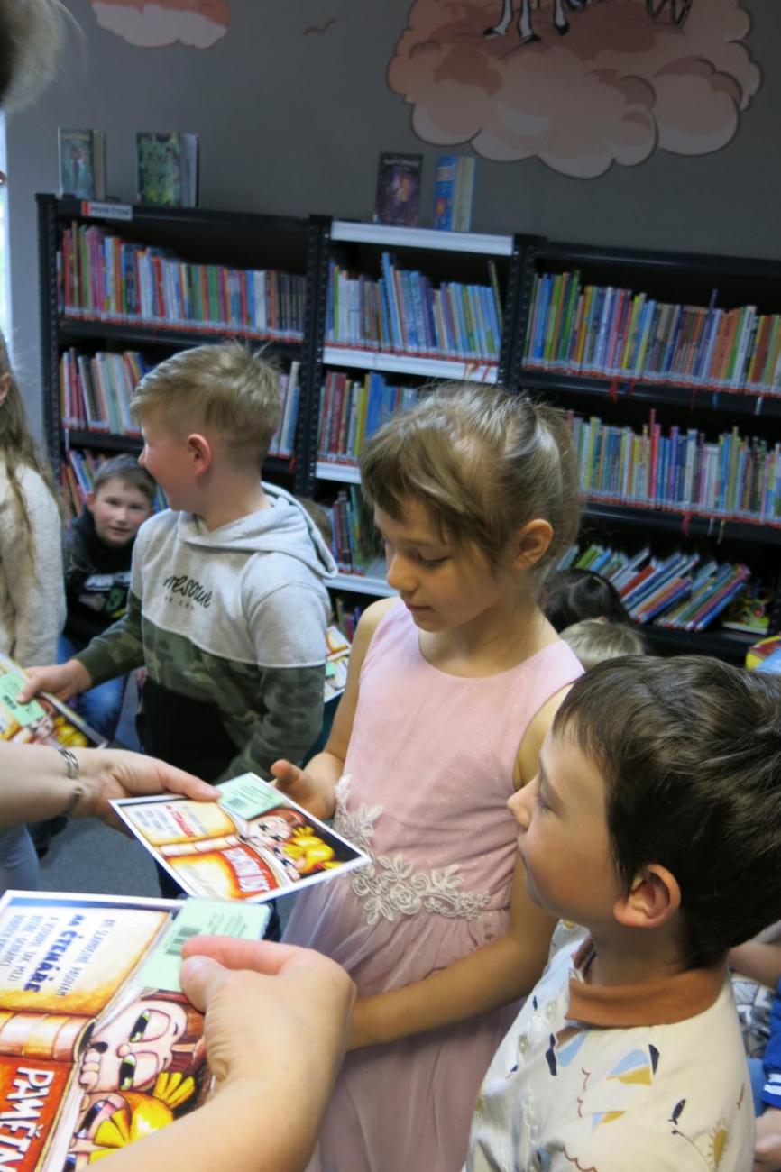 Pasování na čtenáře 1.B