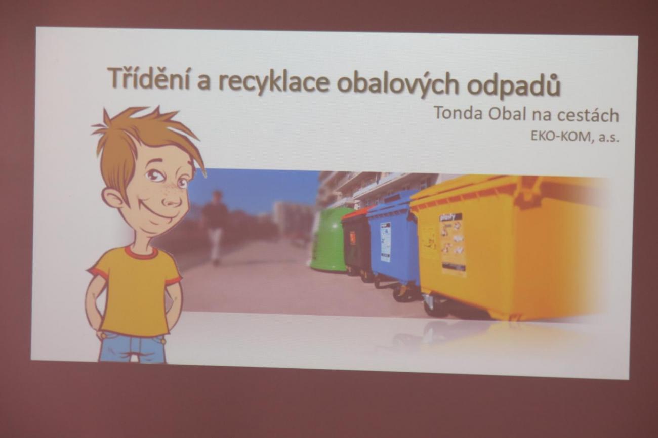 Tonda Obal na cestách – vzdělávací program o třídění odpadu