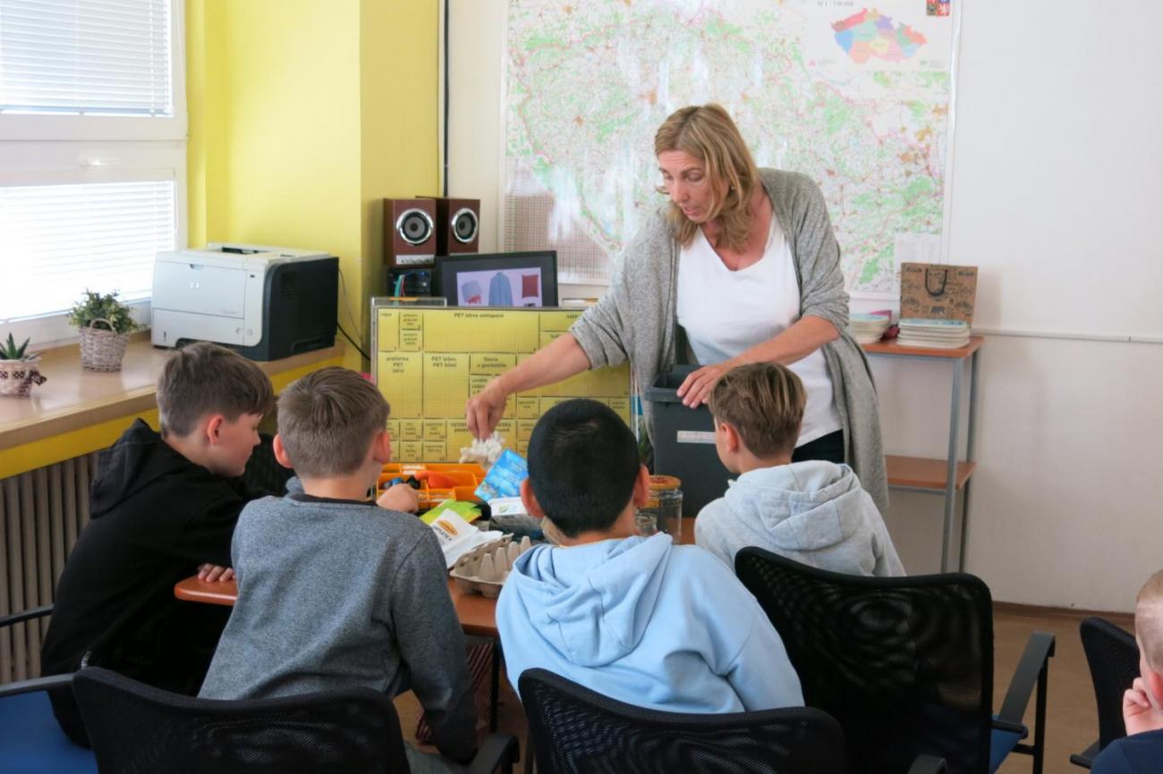 Tonda Obal na cestách – vzdělávací program o třídění odpadu