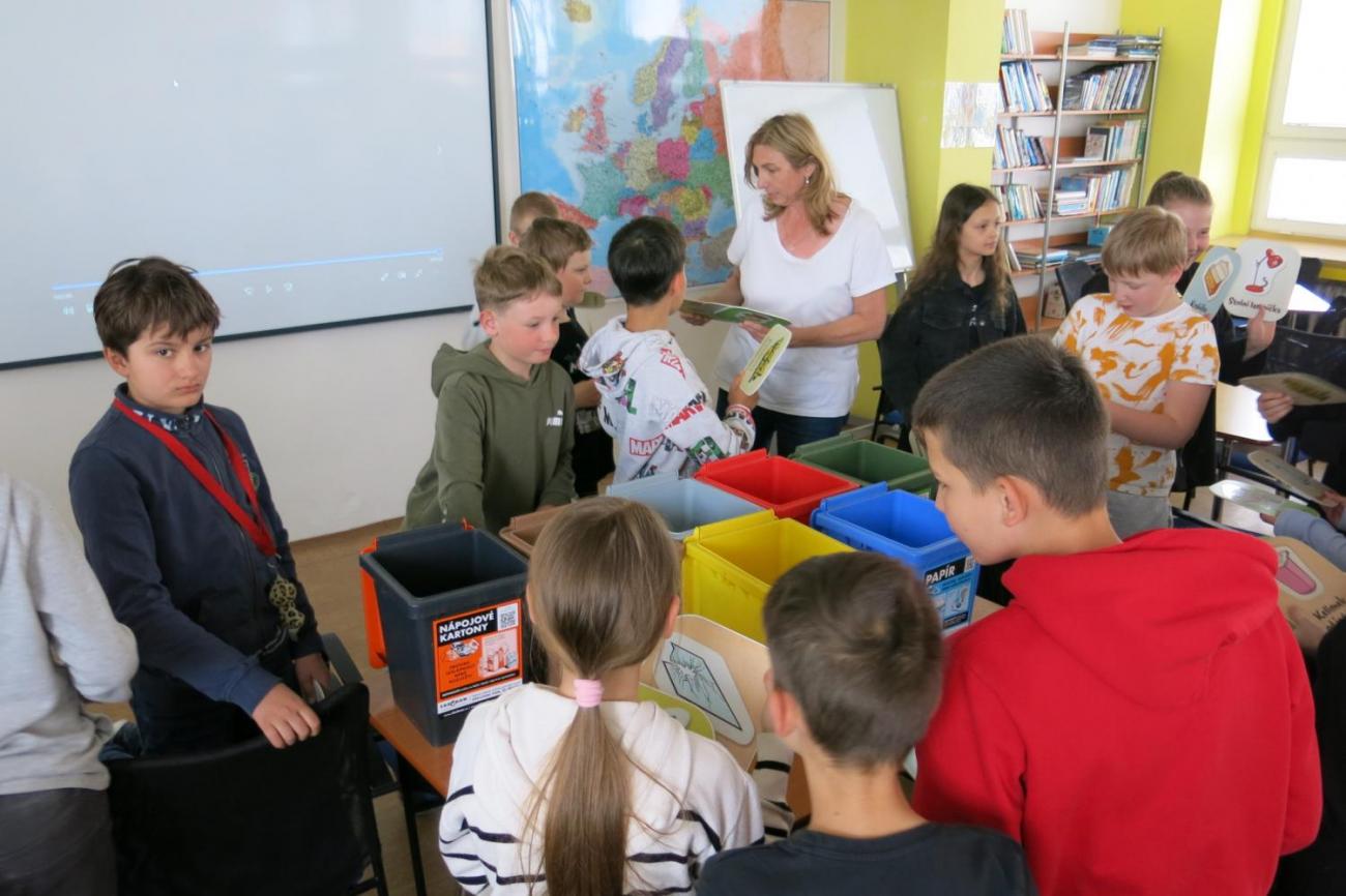 Tonda Obal na cestách – vzdělávací program o třídění odpadu