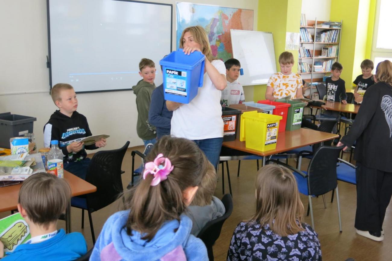 Tonda Obal na cestách – vzdělávací program o třídění odpadu