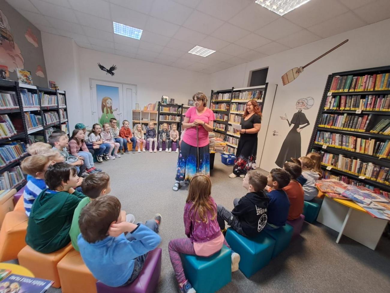 Prvňáčci z 1.C byli slavnostně pasováni na čtenáře