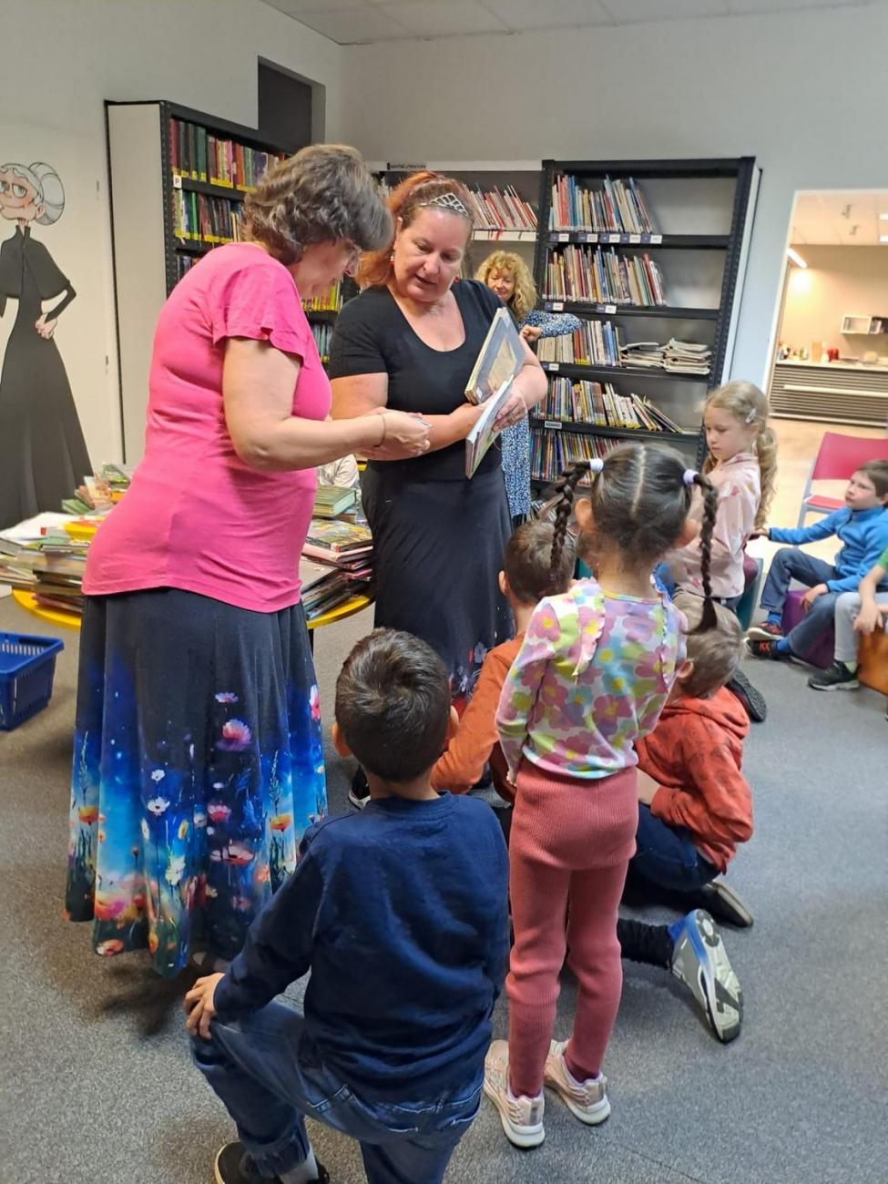 Prvňáčci z 1.C byli slavnostně pasováni na čtenáře