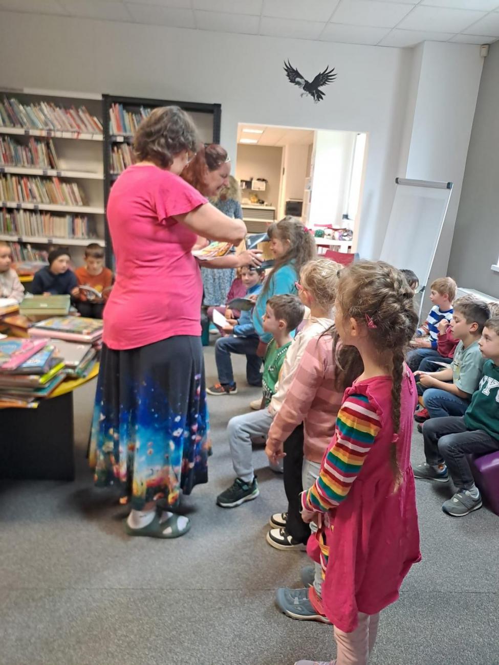 Prvňáčci z 1.C byli slavnostně pasováni na čtenáře