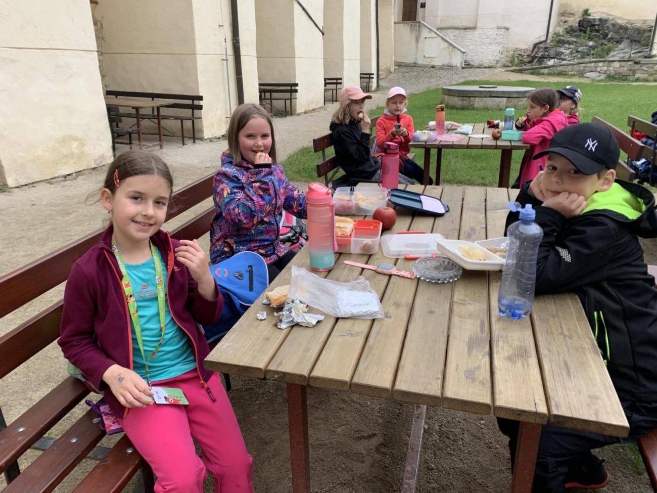 Výlet na hrad Roštejn  2.B