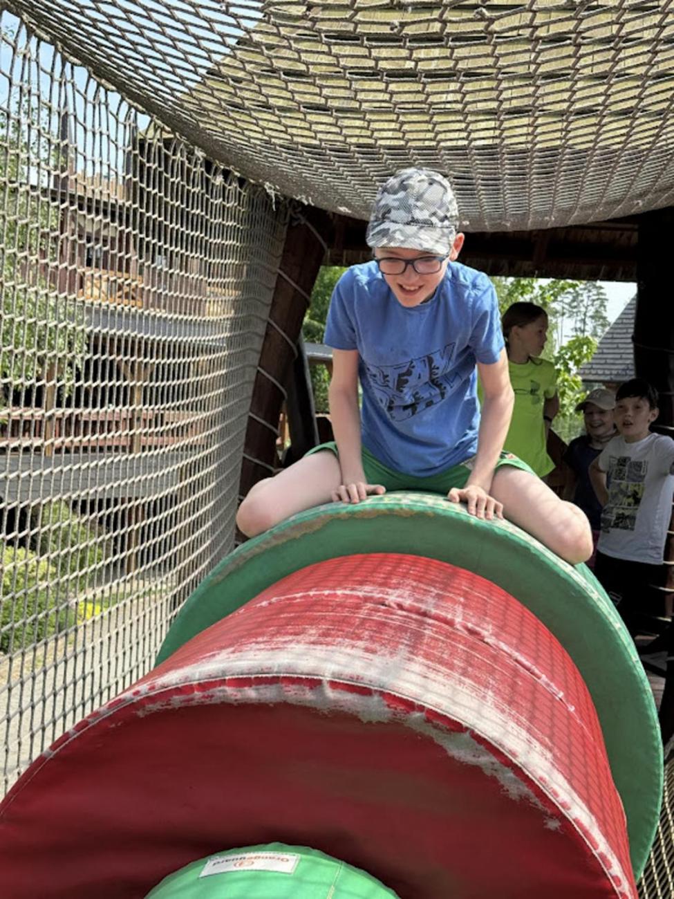 Školní výlet do outdoorového resortu Březová  5.A a 5.B