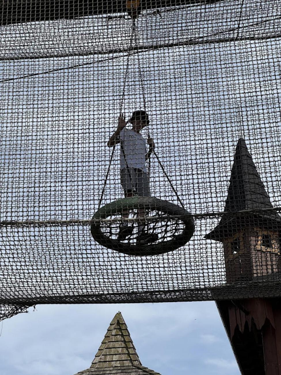 Školní výlet do outdoorového resortu Březová  5.A a 5.B