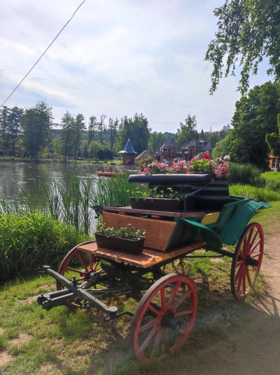 Školní výlet do outdoorového resortu Březová  5.A a 5.B