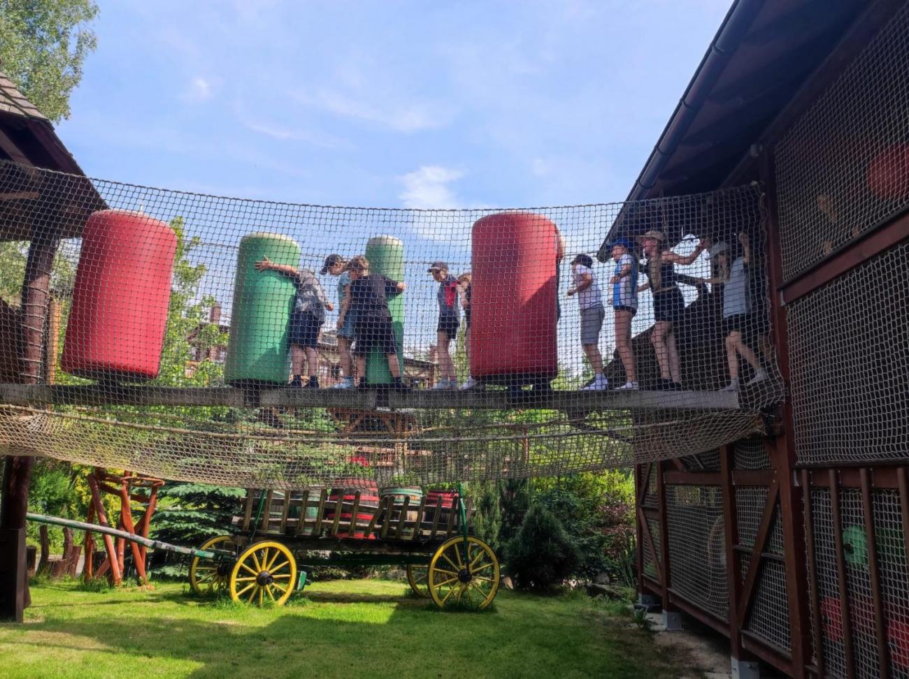 Školní výlet do outdoorového resortu Březová  5.A a 5.B