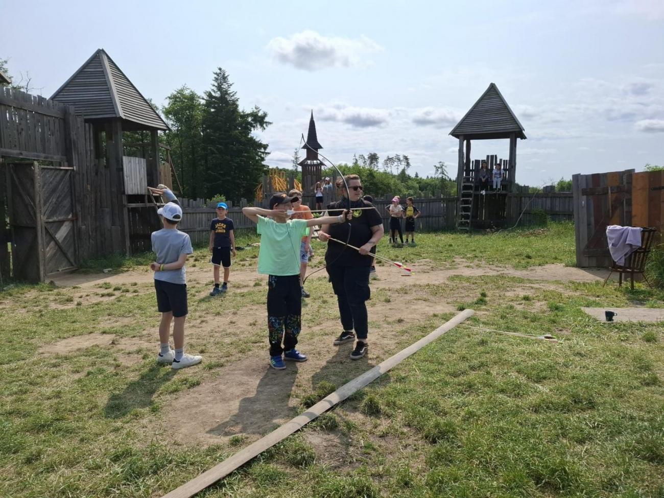 Školní výlet do outdoorového resortu Březová  5.A a 5.B