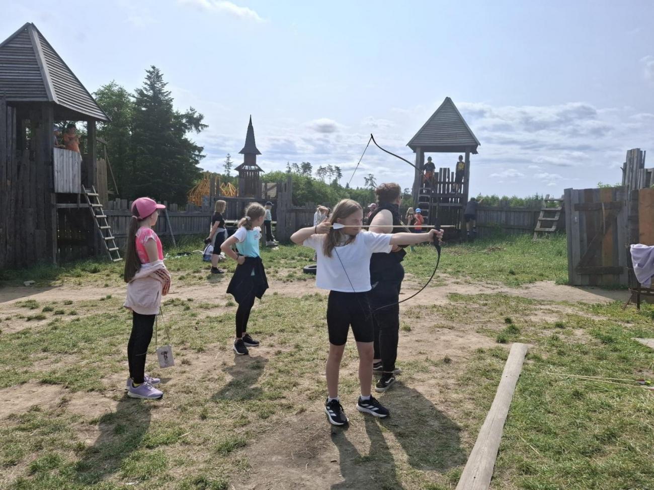 Školní výlet do outdoorového resortu Březová  5.A a 5.B