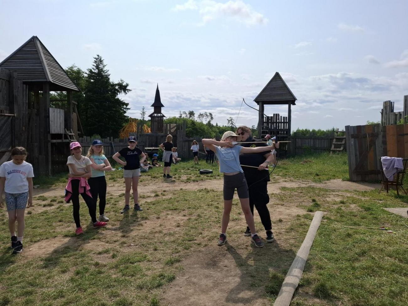 Školní výlet do outdoorového resortu Březová  5.A a 5.B
