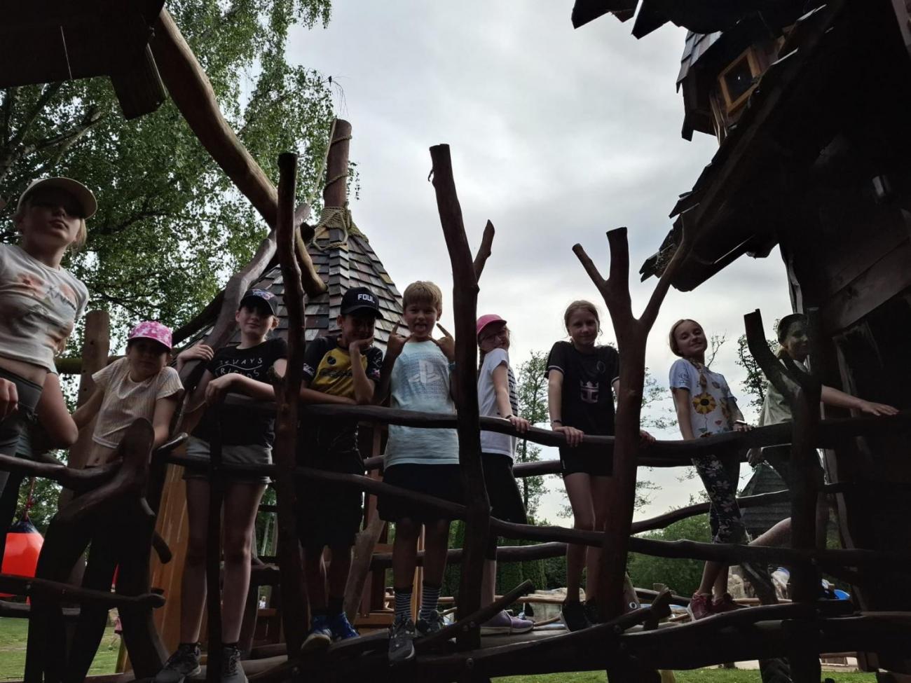 Školní výlet do outdoorového resortu Březová  5.A a 5.B