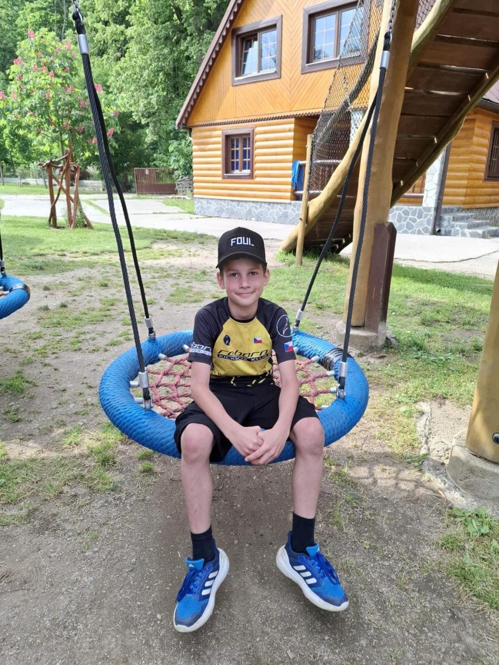 Školní výlet do outdoorového resortu Březová  5.A a 5.B