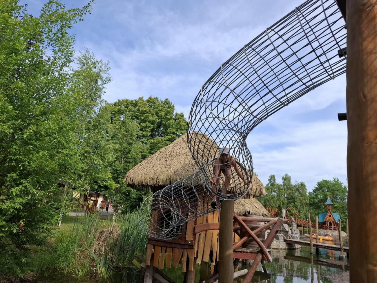 Školní výlet do outdoorového resortu Březová  5.A a 5.B