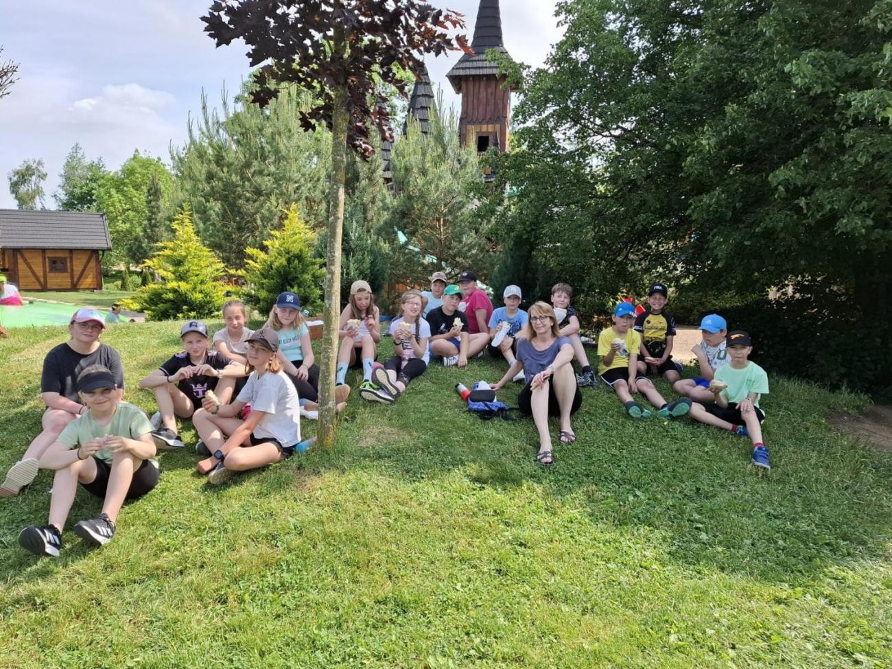 Školní výlet do outdoorového resortu Březová  5.A a 5.B