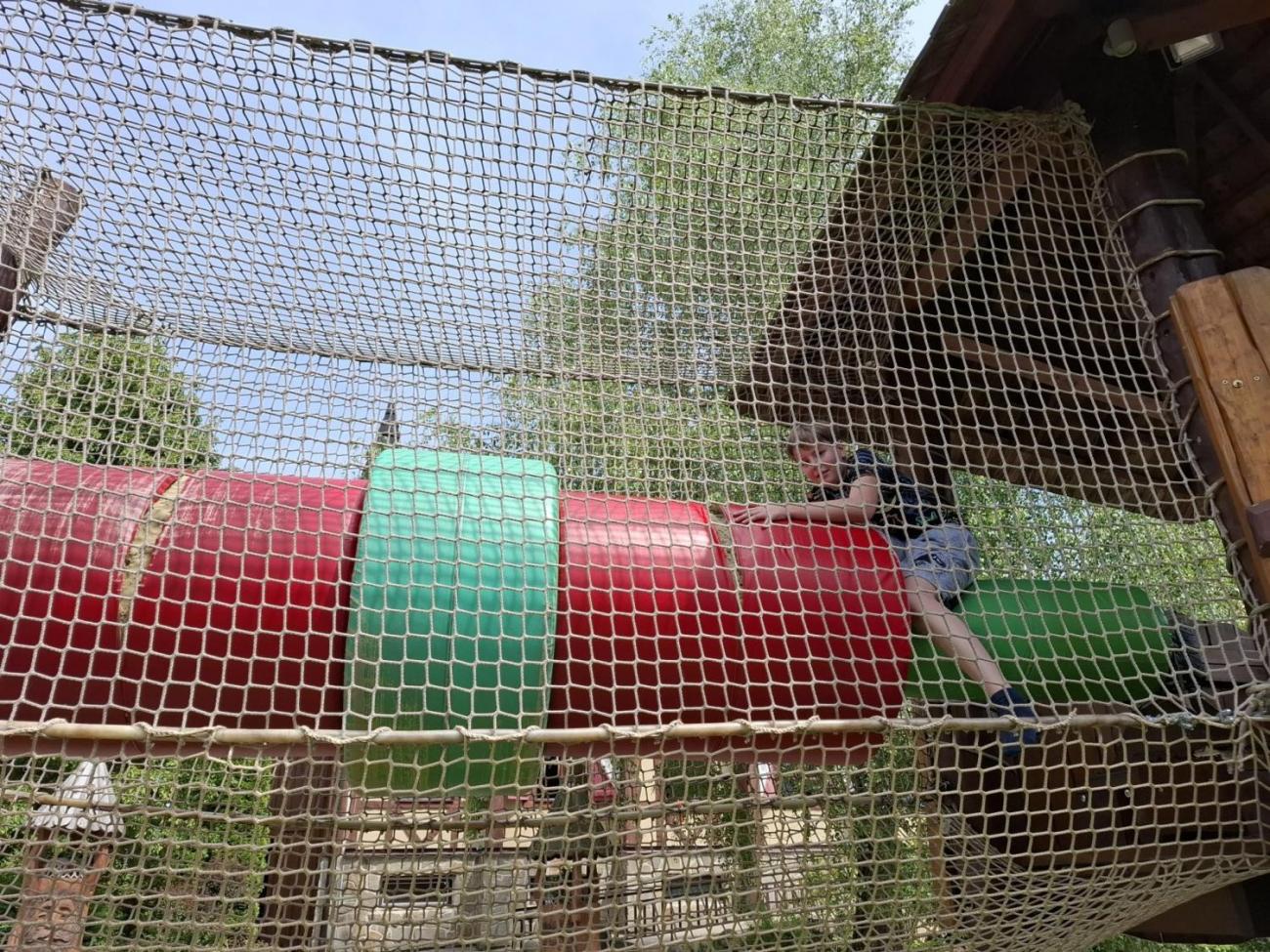 Školní výlet do outdoorového resortu Březová  5.A a 5.B