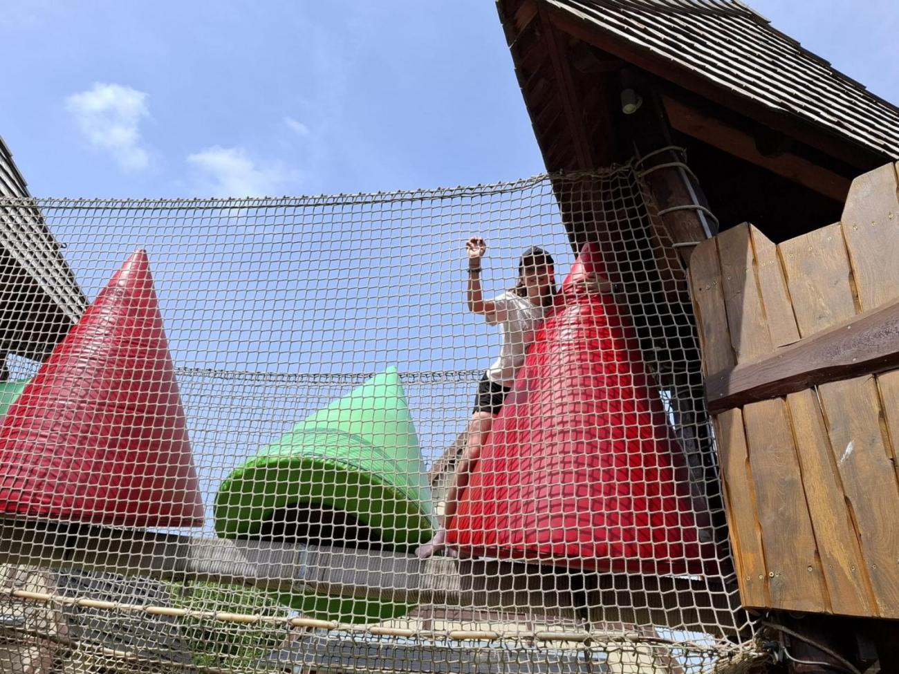 Školní výlet do outdoorového resortu Březová  5.A a 5.B