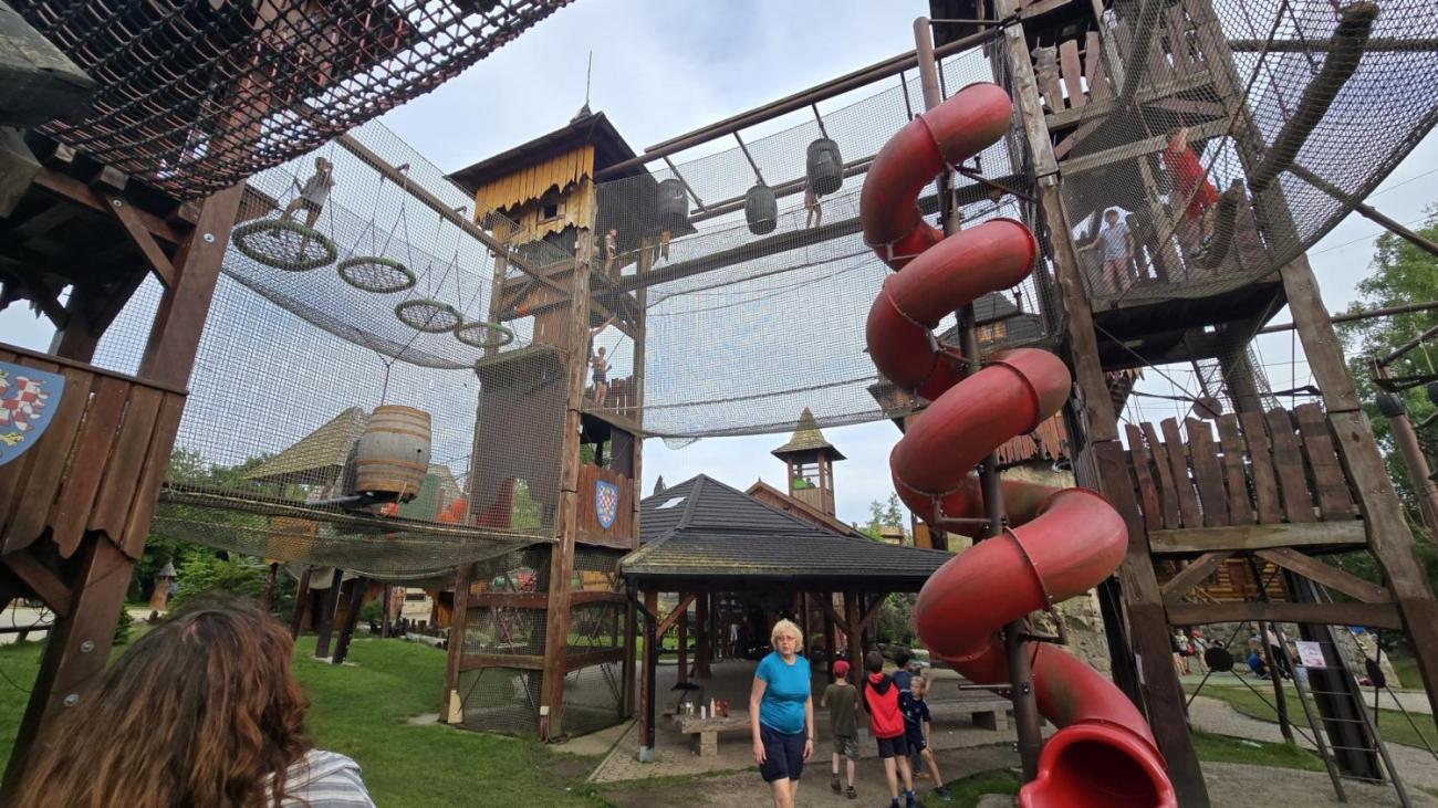 Outdoorové centrum Březová  5.C