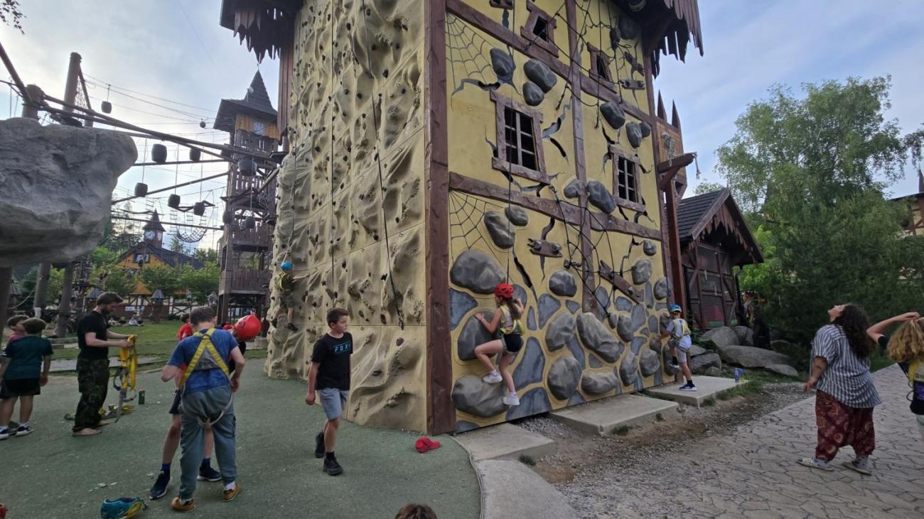 Outdoorové centrum Březová  5.C