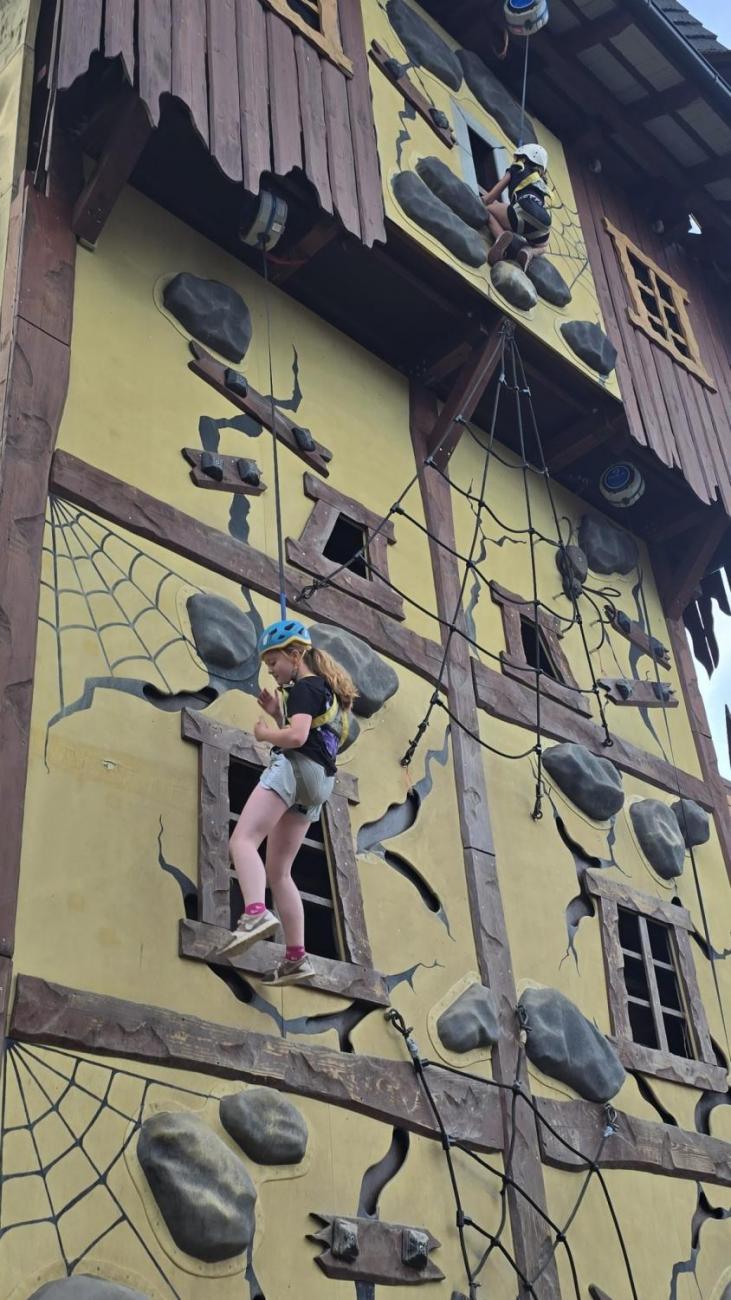 Outdoorové centrum Březová  5.C