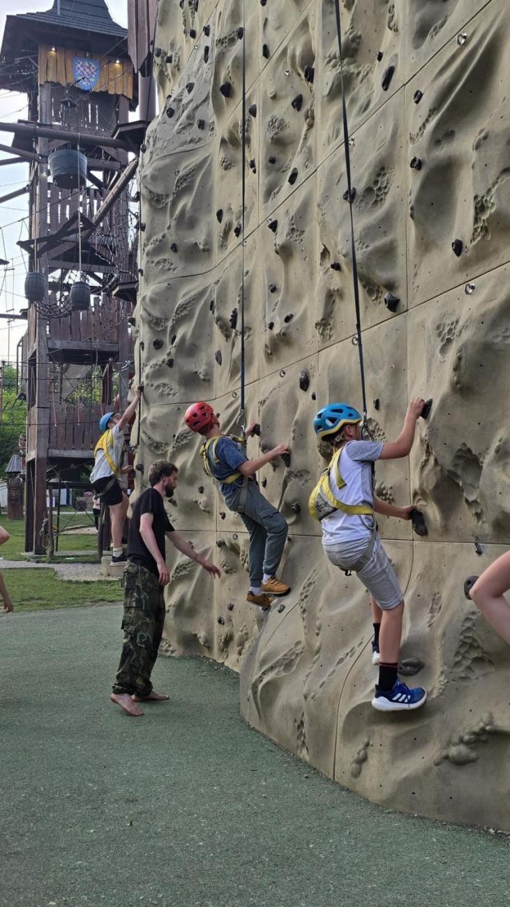Outdoorové centrum Březová  5.C