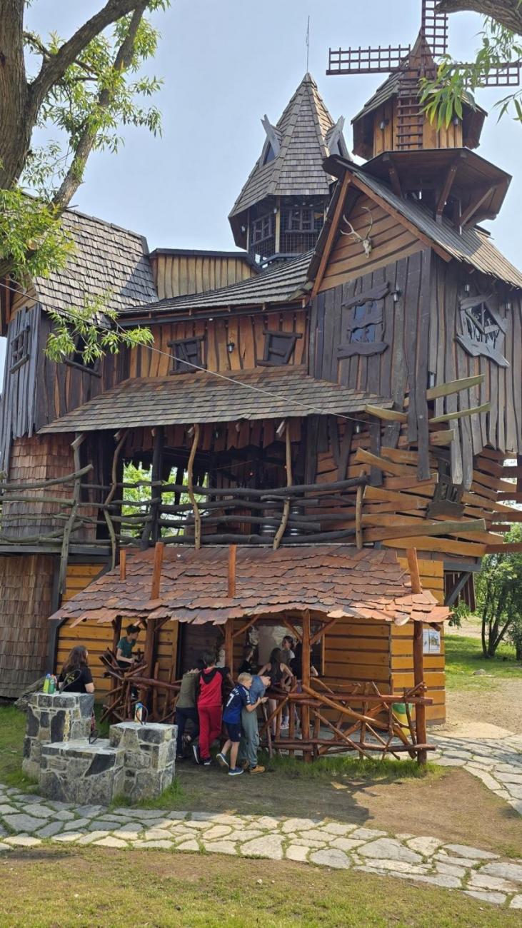 Outdoorové centrum Březová  5.C