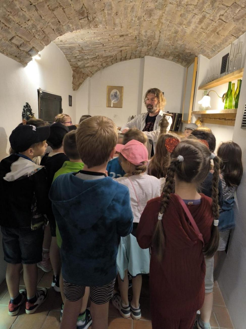 Až za velkou louží  2.A