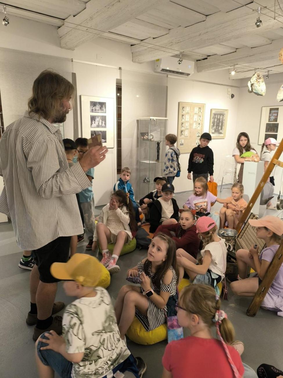 Až za velkou louží  2.A