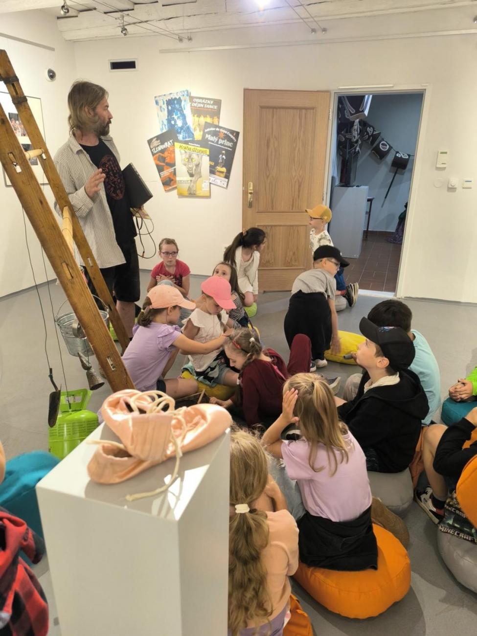 Až za velkou louží  2.A