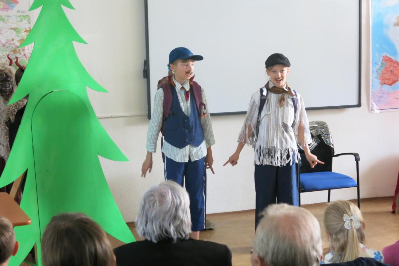 Divadelní představení "Dva tovaryši"