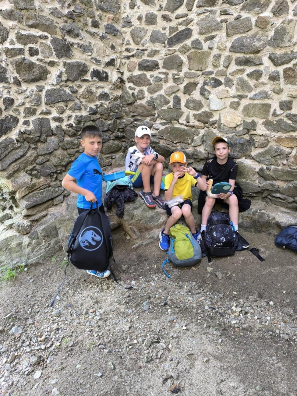 Výprava na zříceninu hradu Rokštejn – třída 2.A