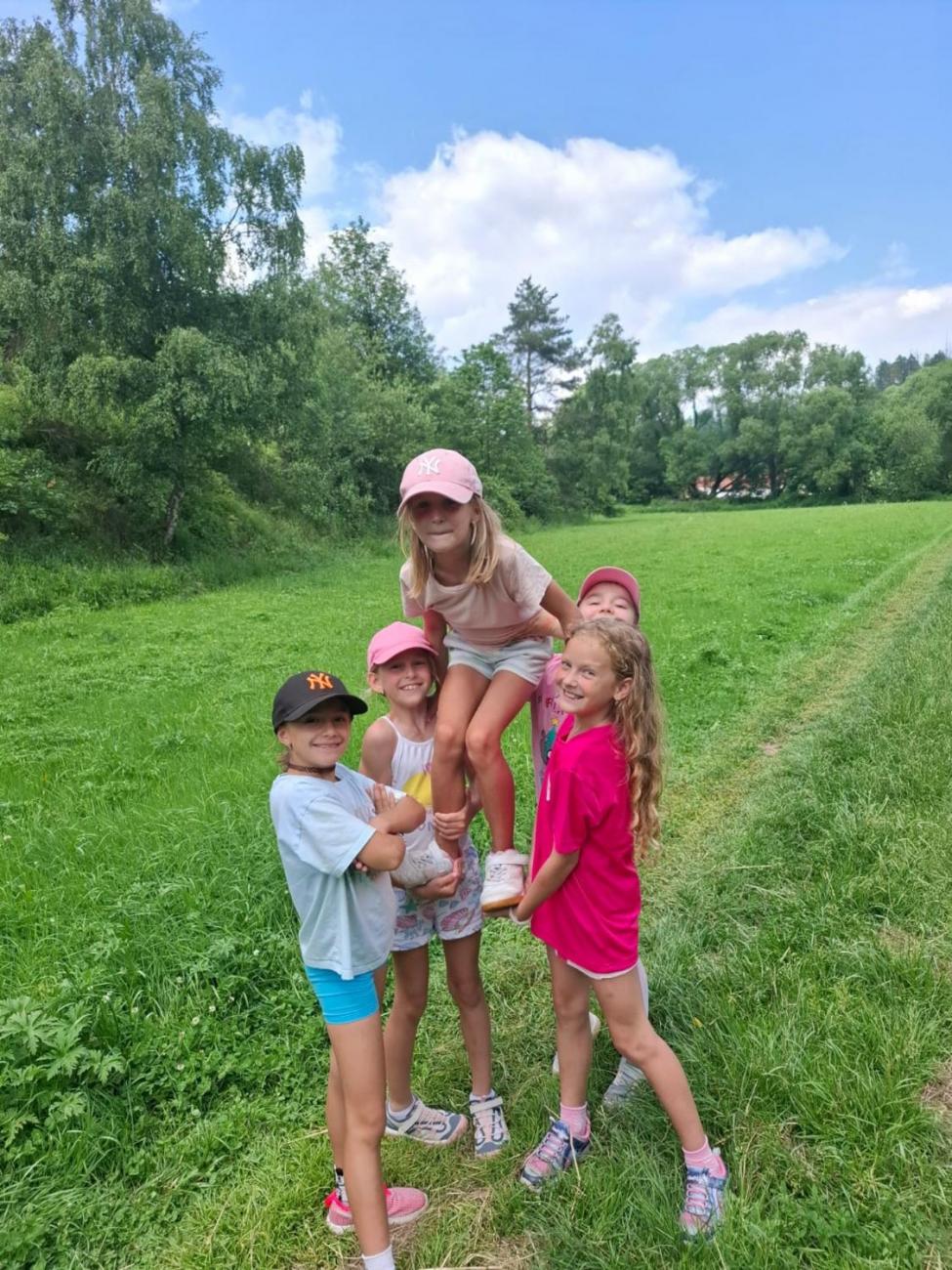 Výprava na zříceninu hradu Rokštejn – třída 2.A