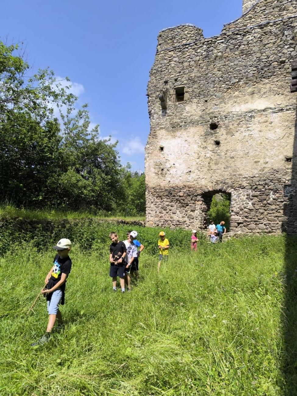 Výprava na zříceninu hradu Rokštejn – třída 2.A