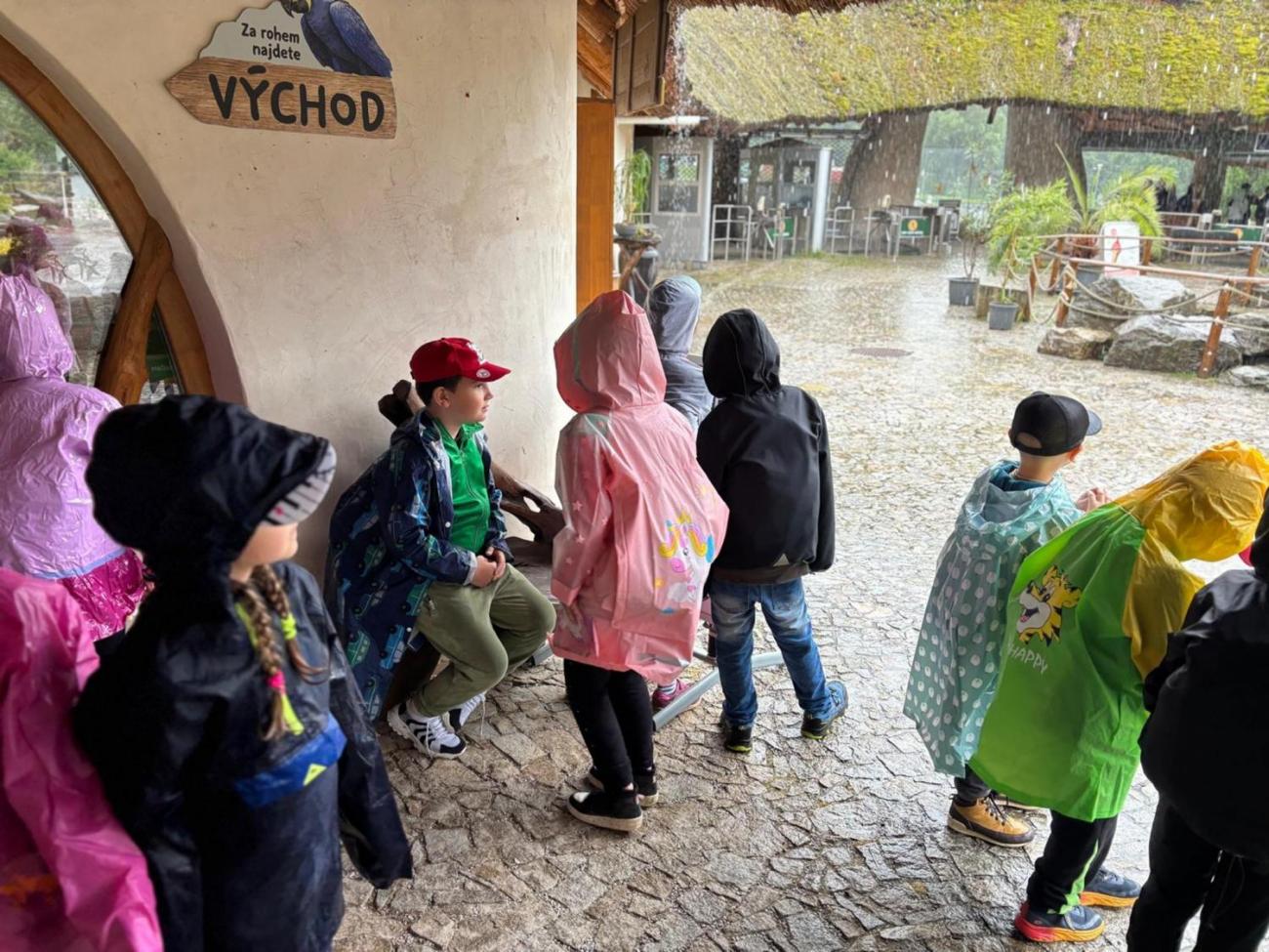 1.B - Návštěva zoologické zahrady s deváťáky