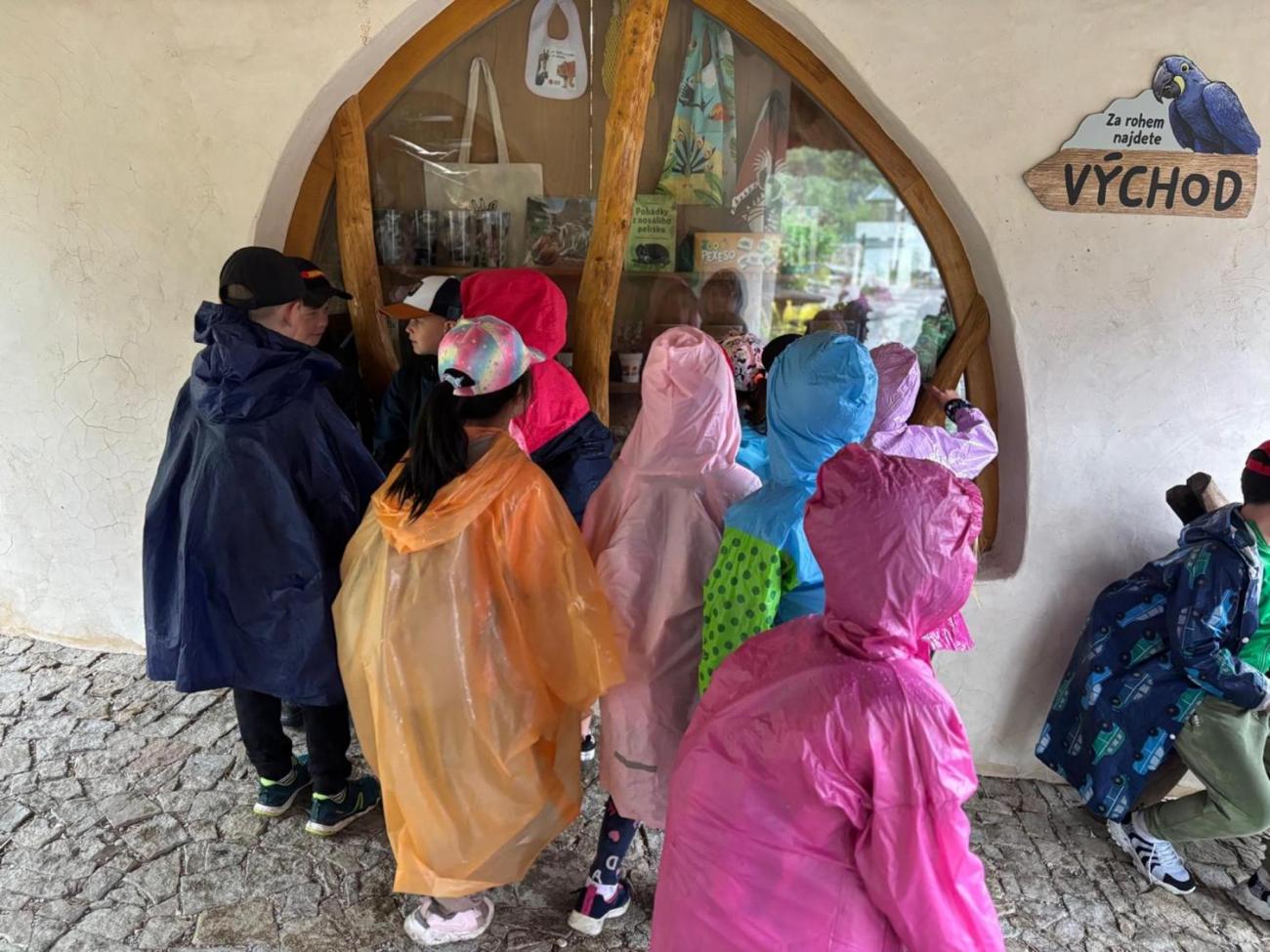 1.B - Návštěva zoologické zahrady s deváťáky