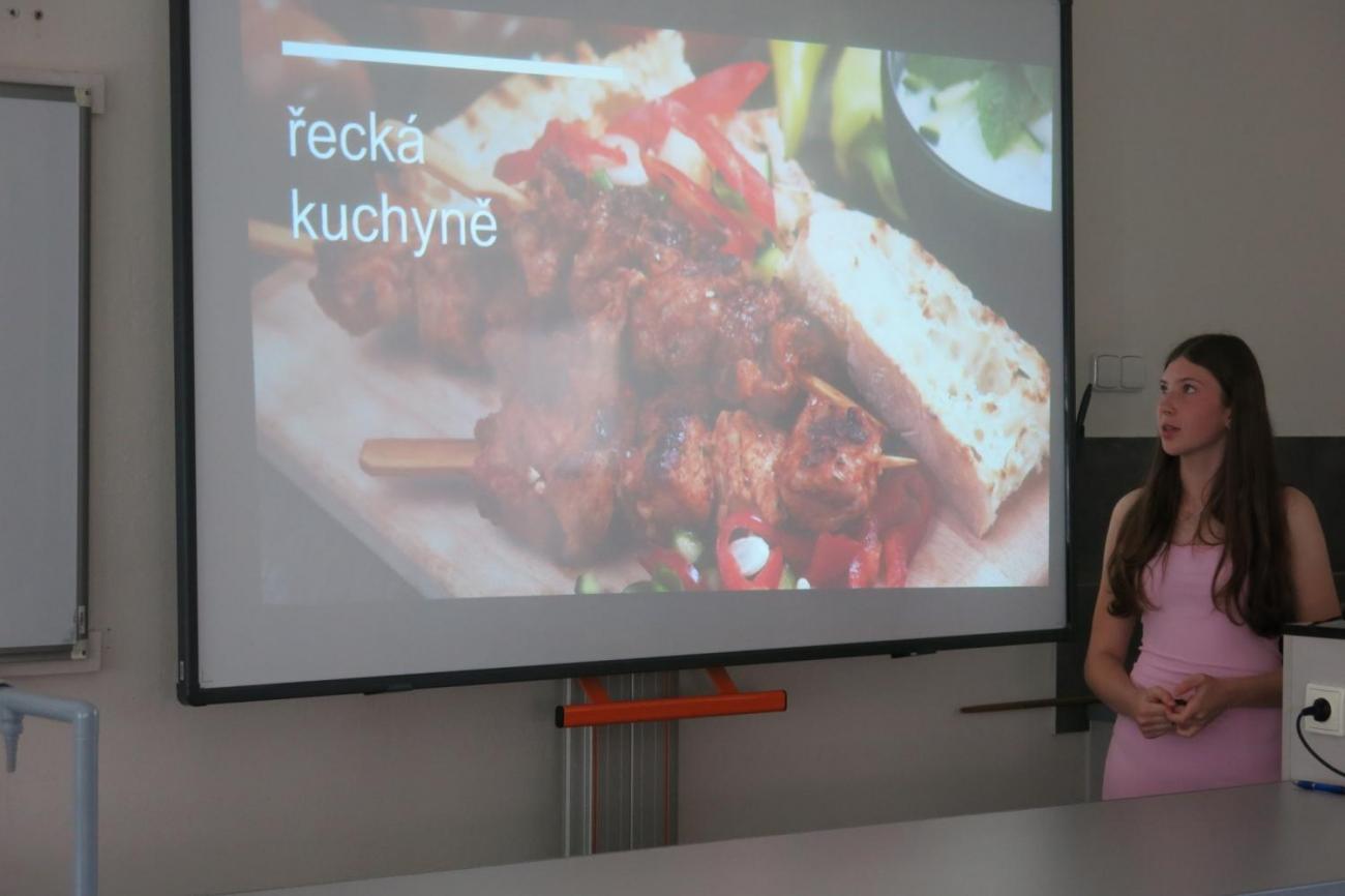 Deváťáci prezentují své ročníkové práce